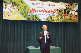 The Symposium commences with an officiating speech by Mr. Wong Kam-sing, Secretary for the Environment of the HKSAR Government