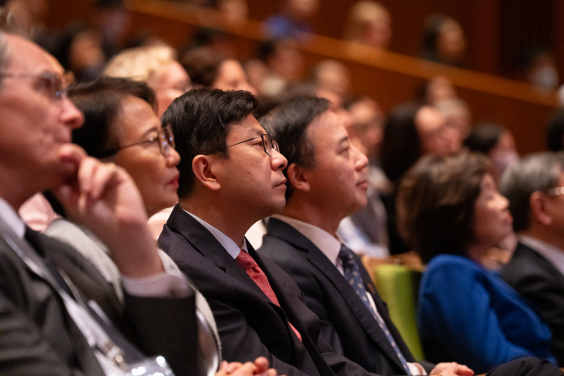 Mr Chris Sun Yuk-han, Secretary for Labour and Welfare and Dr Choi Yuk-lin, Secretary for Education attended the lecture.